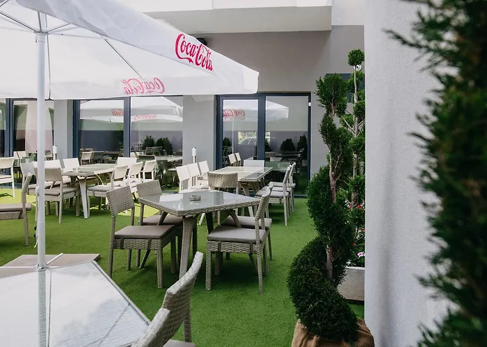 Отель Leva - 2*